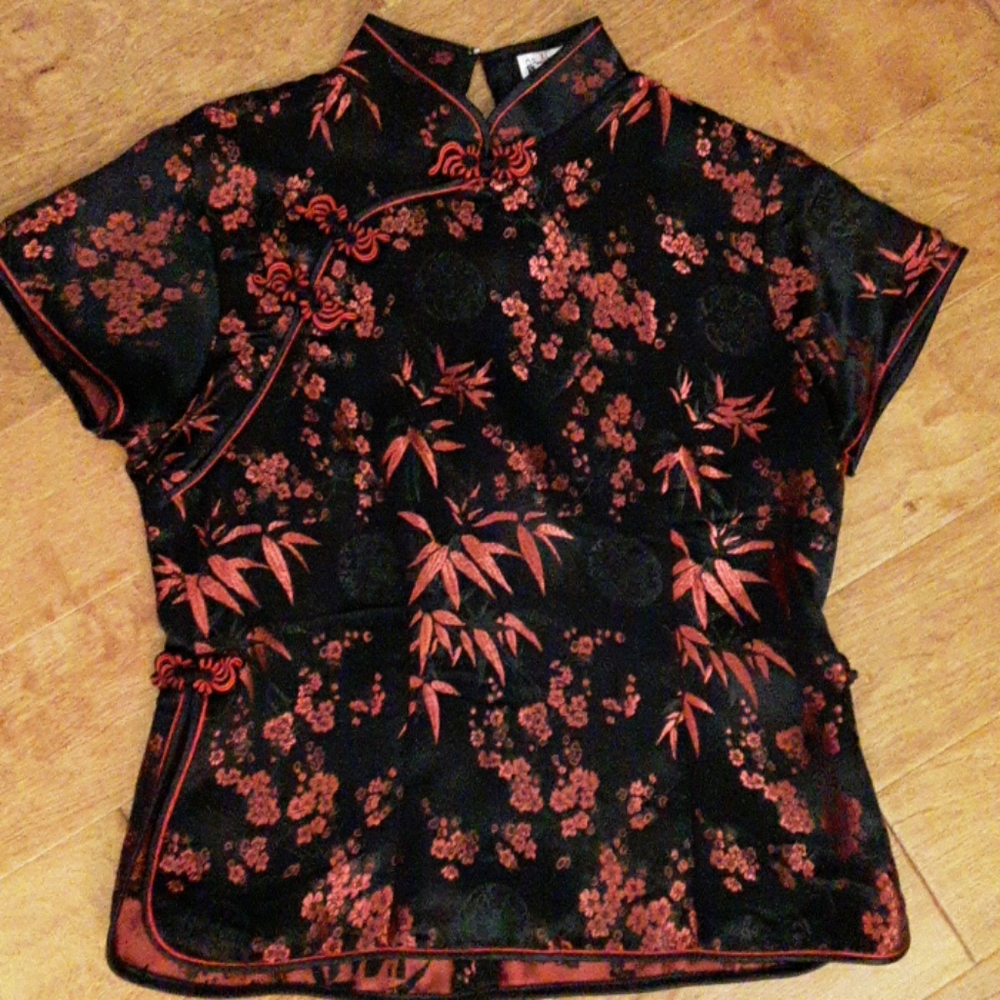 Asian type tunic top